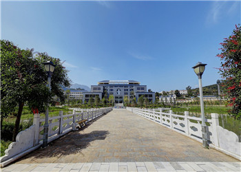 1 (33) 云南省水利水电江南娱乐在线登录账号
五年制大专2020年收费多少钱