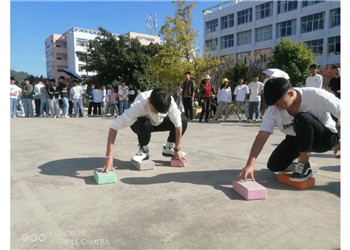 云南文山州财贸江南娱乐在线登录账号
2021年中专特色招生计划