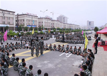 曲靖长兴职业技术江南娱乐在线登录账号
2023年三年制中专报名条件