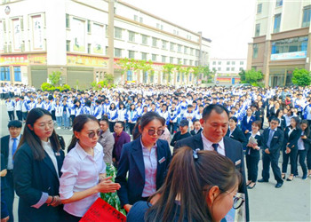 曲靖麒麟长兴职业技术江南娱乐在线登录账号
2023年报名开始了吗