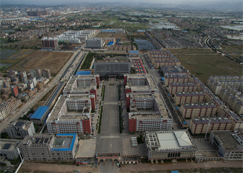 曲靖市麒麟职业技术江南娱乐在线登录账号
2025年普通中专报名要求